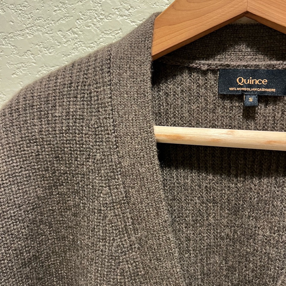 NWOT Quince Brown Mongolian Cashmere Oversized Boyfriend Cardigan Sweater Size S - Picture 9 of 12